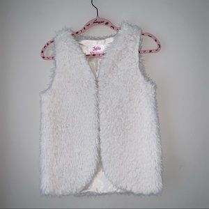 Off Withe Faux Fur Vest